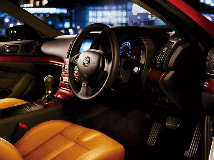  Nissan Skyline Coupe 2008 года  (фото 12 из 66)